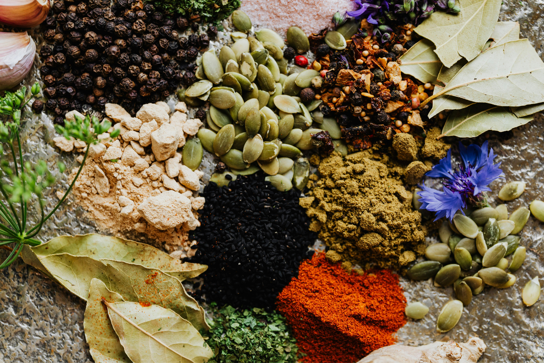 店主の今年の漢字「混」―—スパイスと雑貨、人が混ざった2025年