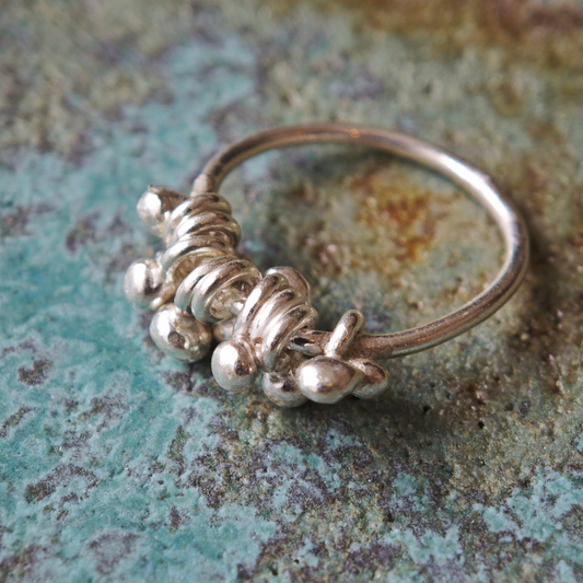 【カレン族】シルバーリング（つぼみ粒）※大き目サイズ展開あり