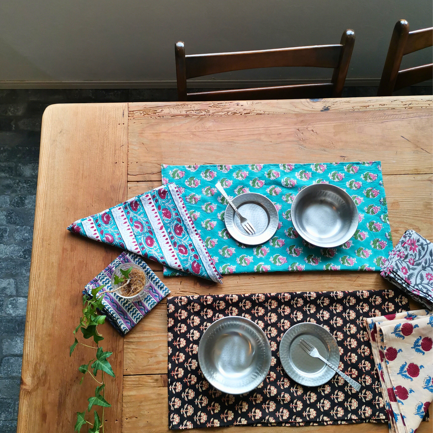 ハンドブックプリント・大判ハンカチ  B