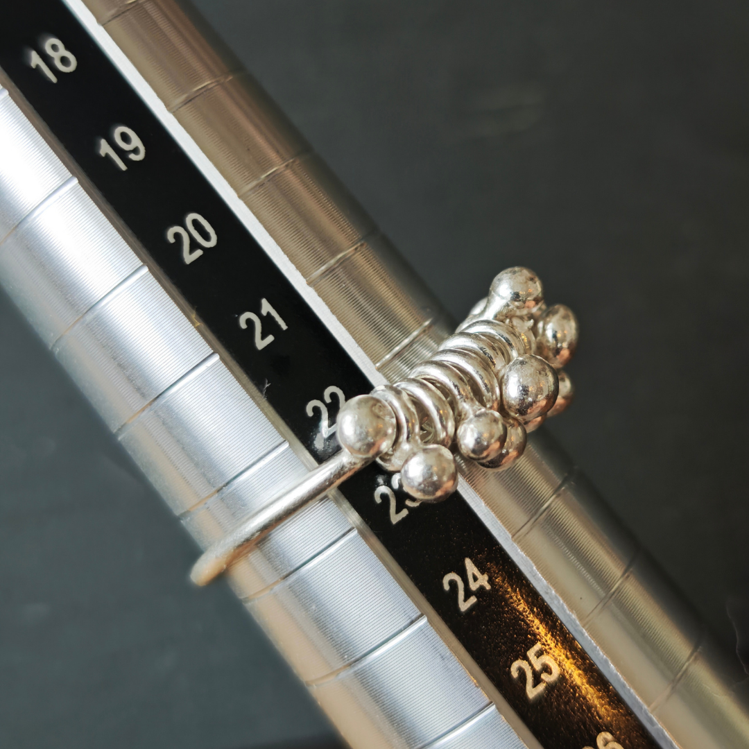 【カレン族】シルバーリング（つぼみ粒）※大き目サイズ展開あり