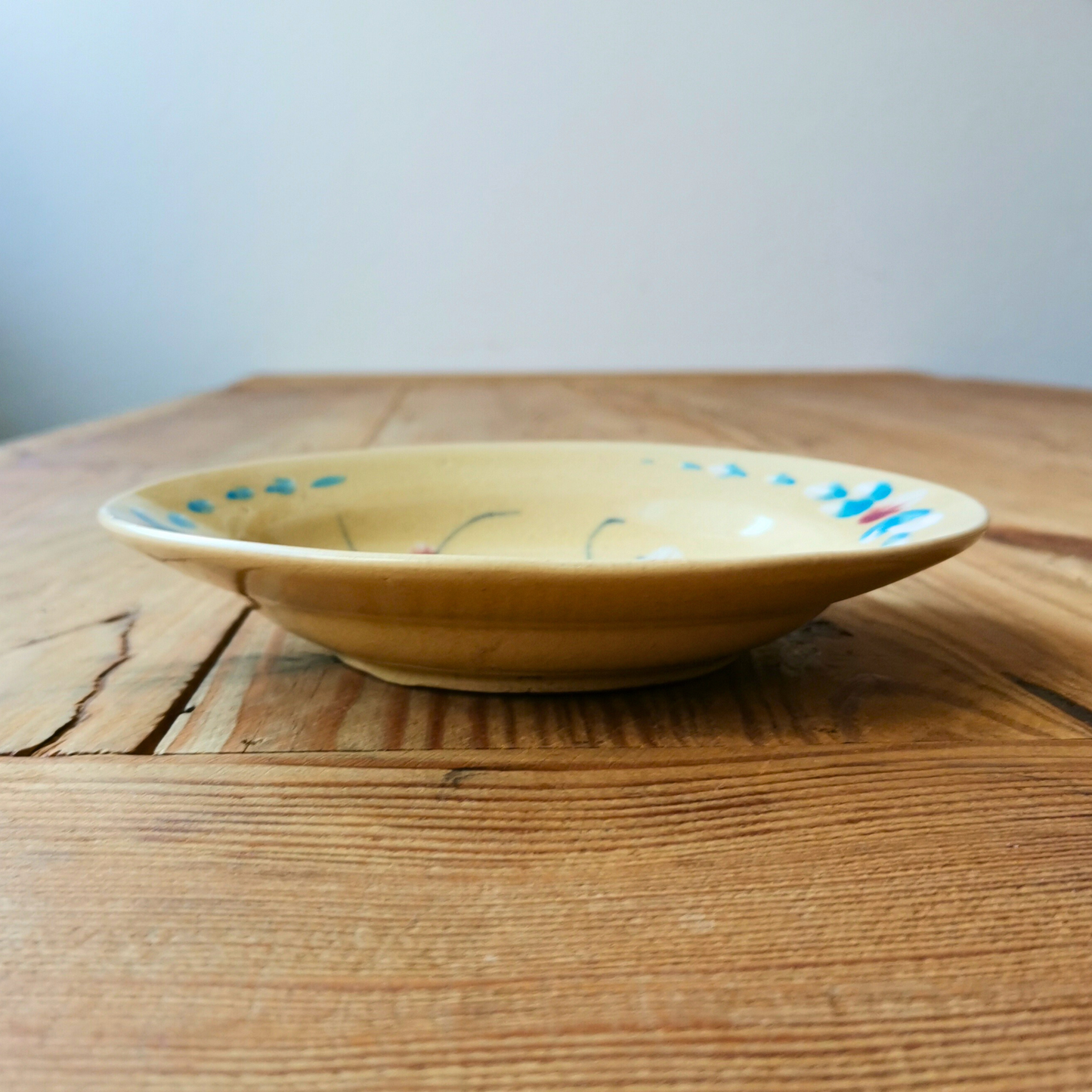 ベトナムヴィンテージ　ソンべ焼き　ライティウ焼き　花柄　中皿A