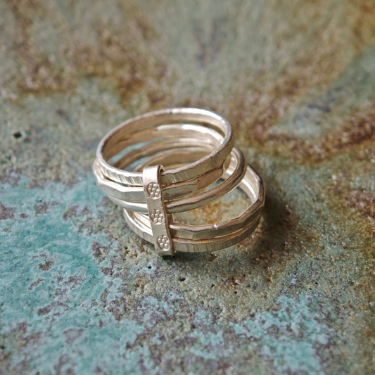 【カレン族】シルバーリング（5連フラワー）※大き目サイズ展開あり