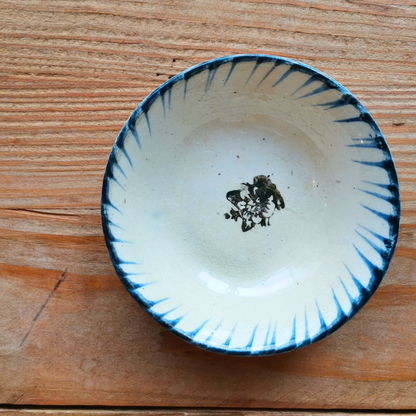 ベトナムヴィンテージ　ソンべ焼き　ライティウ焼き　花柄　ブルー　豆鉢A