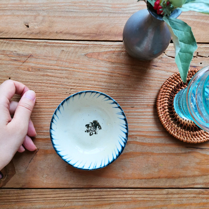 ベトナムヴィンテージ　ソンべ焼き　ライティウ焼き　花柄　ブルー　豆鉢A
